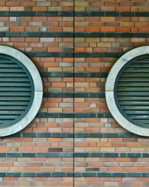 round closed windows